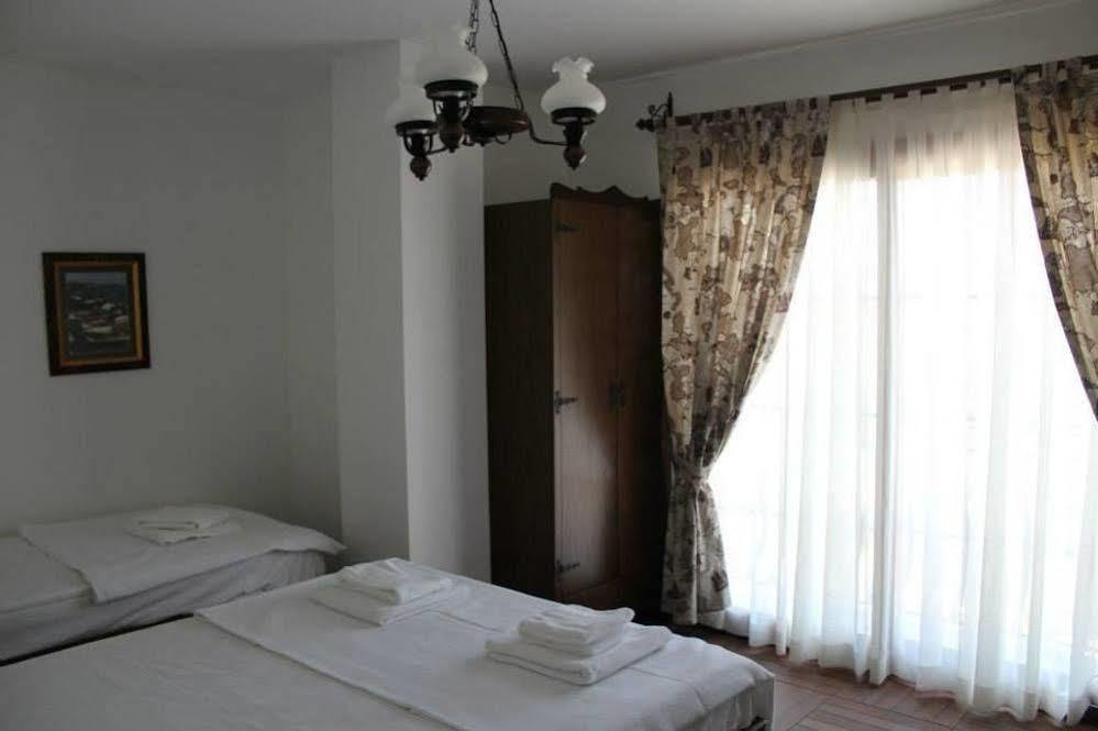 Kaptan Motel Siğacık Bagian luar foto