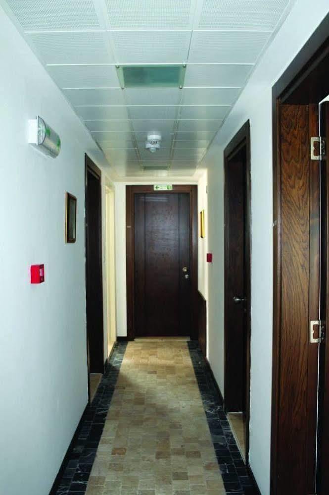 Kaptan Motel Siğacık Bagian luar foto