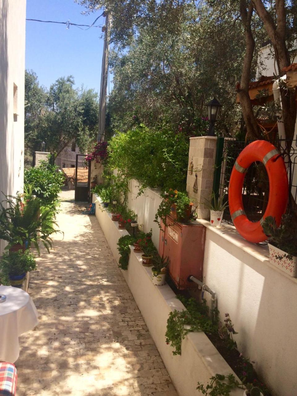 Kaptan Motel Siğacık Bagian luar foto
